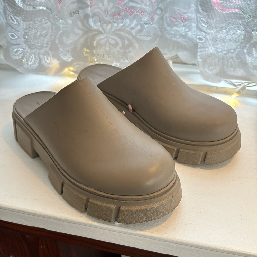 ZARA clogs brand new in olive tone